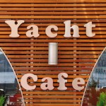 Yacht Cafe - Γράμματα με σόκορο